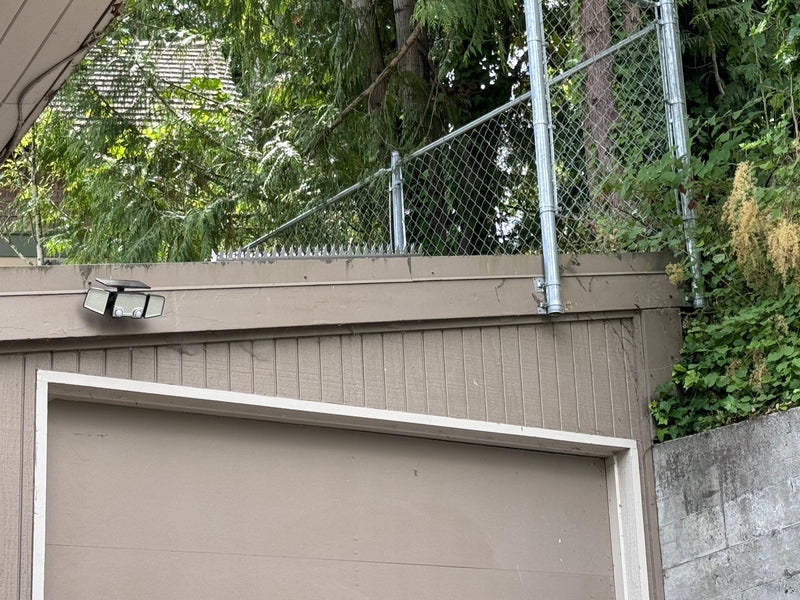 Seattle Waterfront Residence – GIZAGIZA HEART Ninja Deterrent™ Installation on a Cliffside Roof